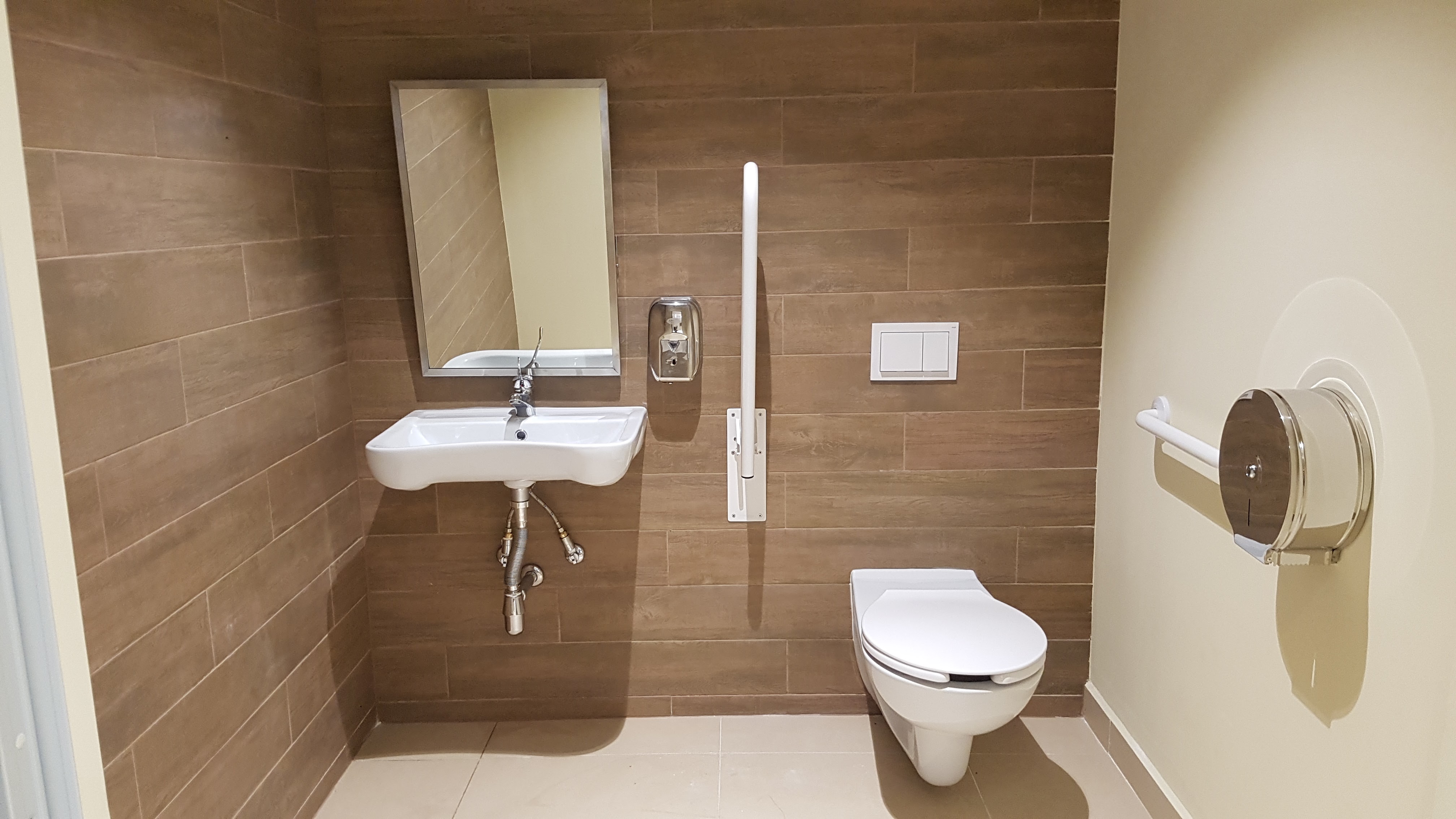 bai tomis constanta 1